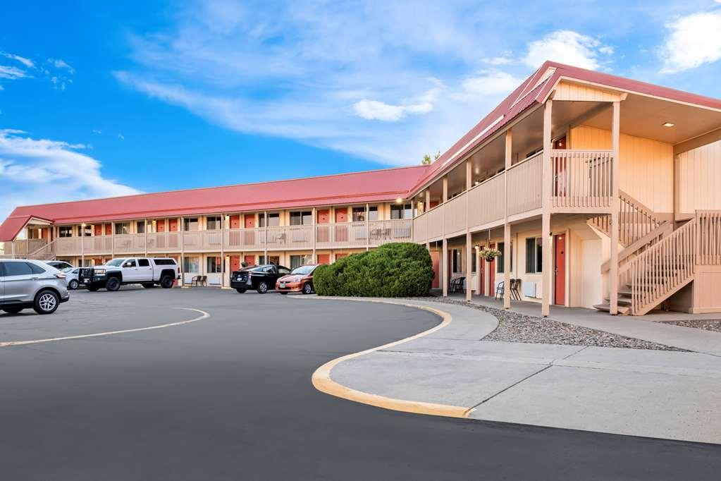 Econo Lodge Miles City Eksteriør billede