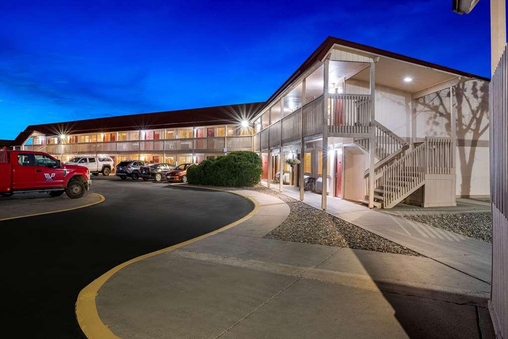 Econo Lodge Miles City Eksteriør billede