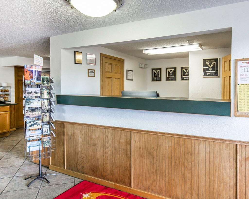 Econo Lodge Miles City Interiør billede