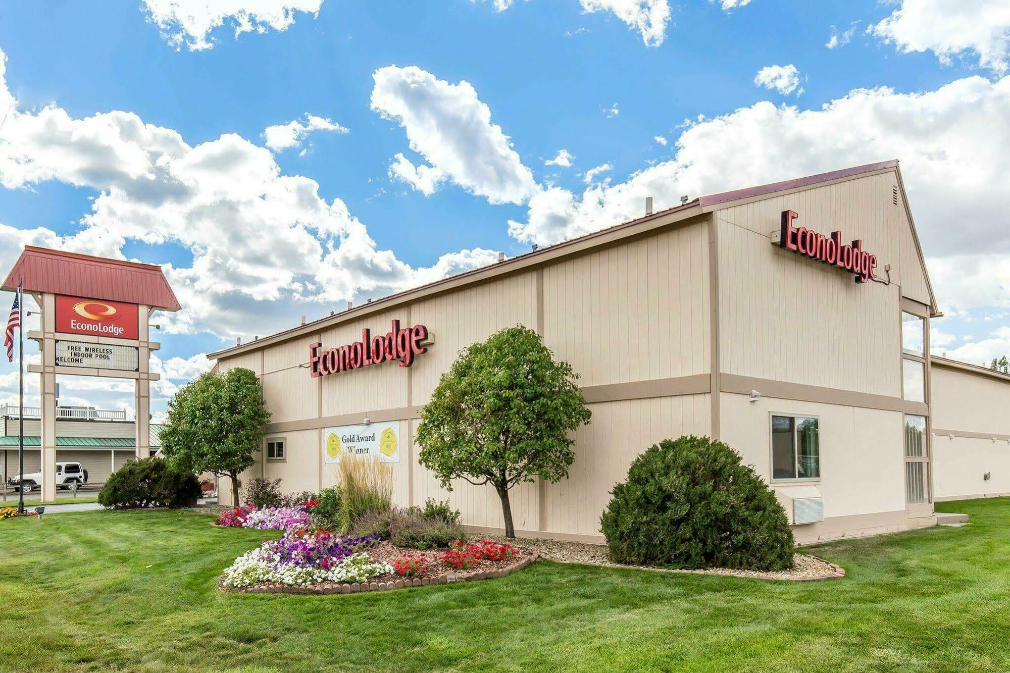 Econo Lodge Miles City Eksteriør billede