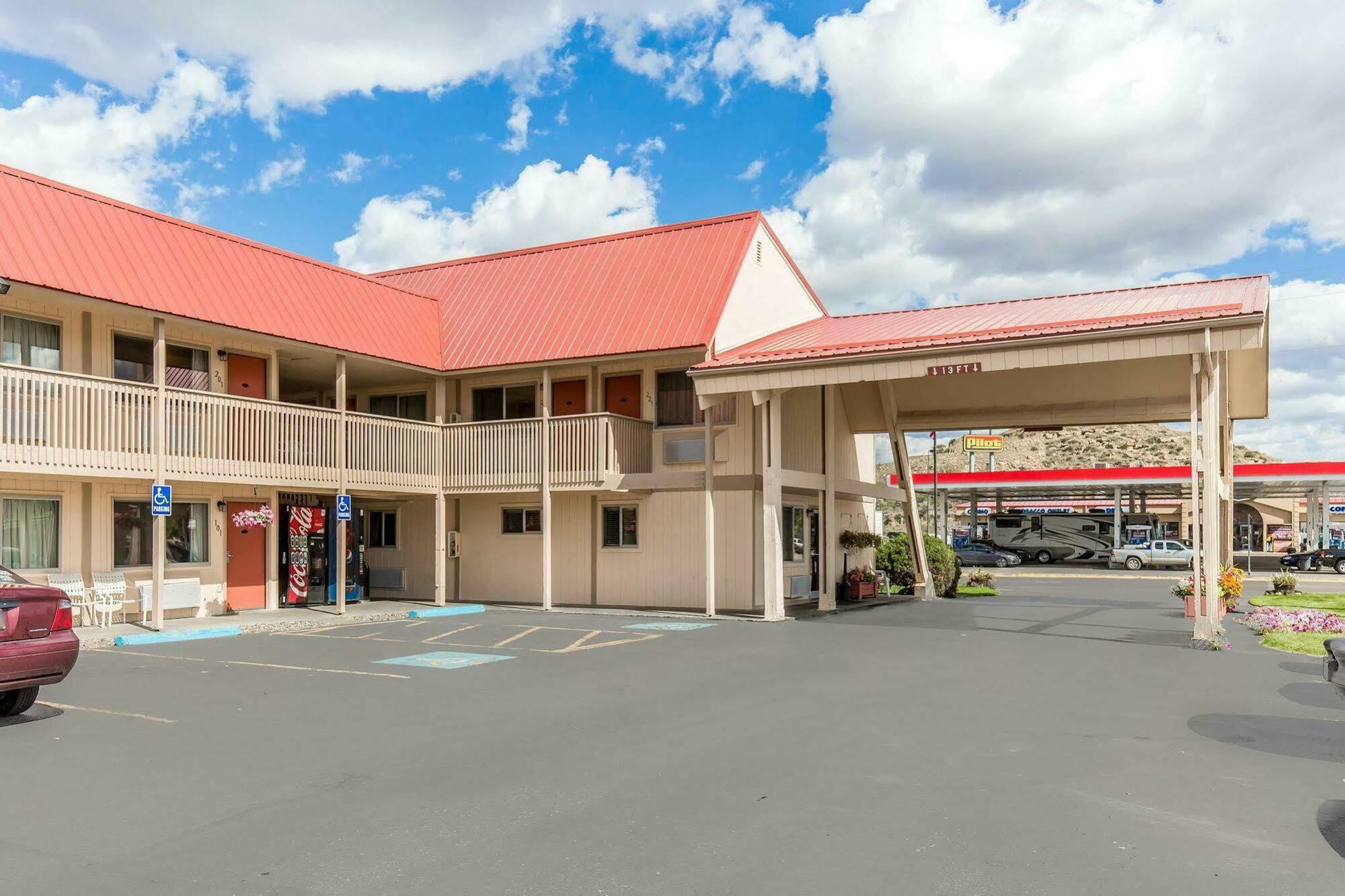 Econo Lodge Miles City Eksteriør billede