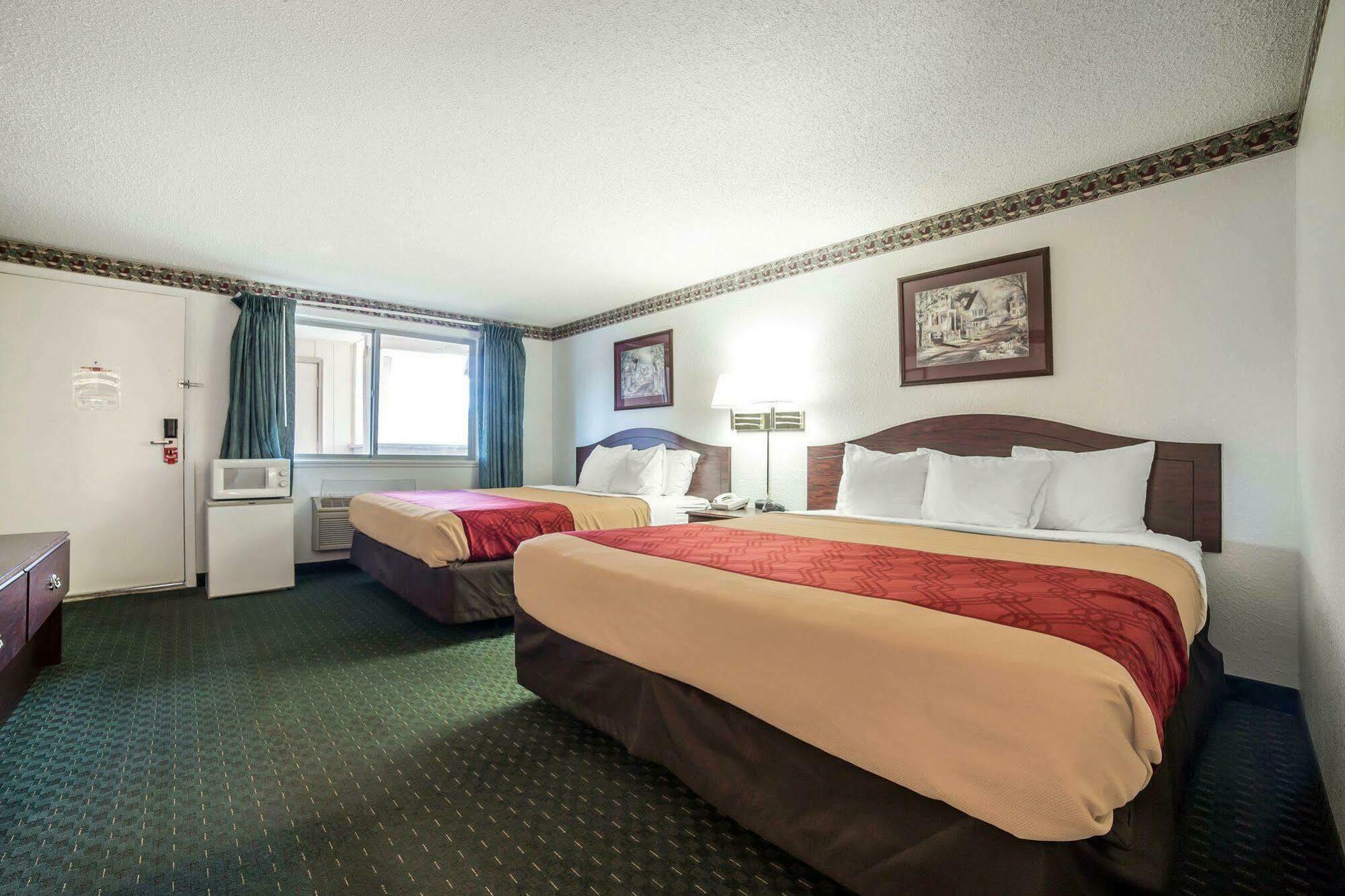 Econo Lodge Miles City Eksteriør billede